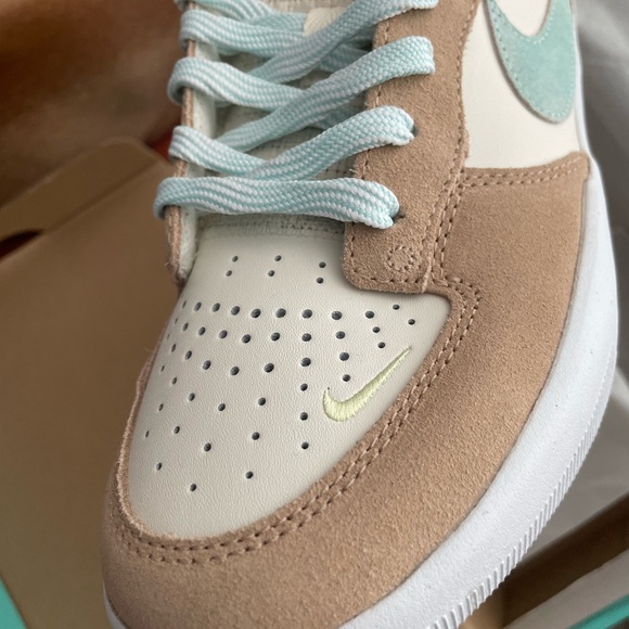 Nike SB 8.5 - Picture 5 of 7